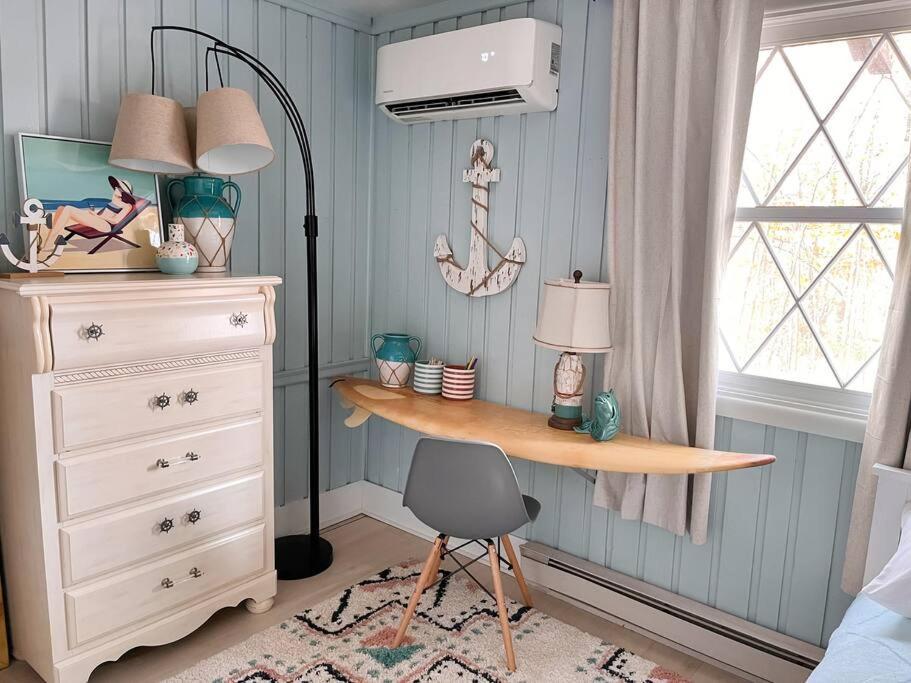 Stylish And Cozy Cabin, Walking Distance To Big Bass Lake Gouldsboro Eksteriør billede