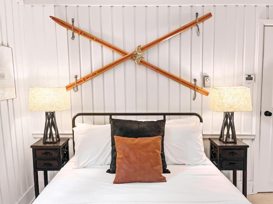 Stylish And Cozy Cabin, Walking Distance To Big Bass Lake Gouldsboro Eksteriør billede