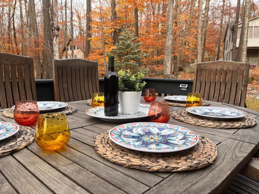Stylish And Cozy Cabin, Walking Distance To Big Bass Lake Gouldsboro Eksteriør billede